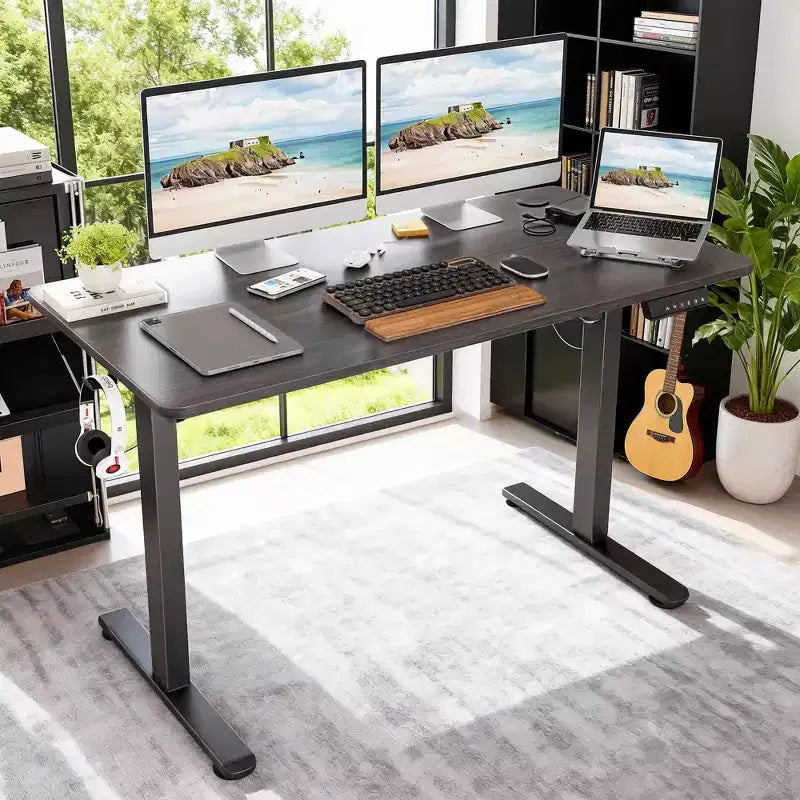 Elektrischer Stehschreibtisch in Walnussoptik, 48x24 - für das Homeoffice, mit geteilter Tischplatte und höhenverstellbar