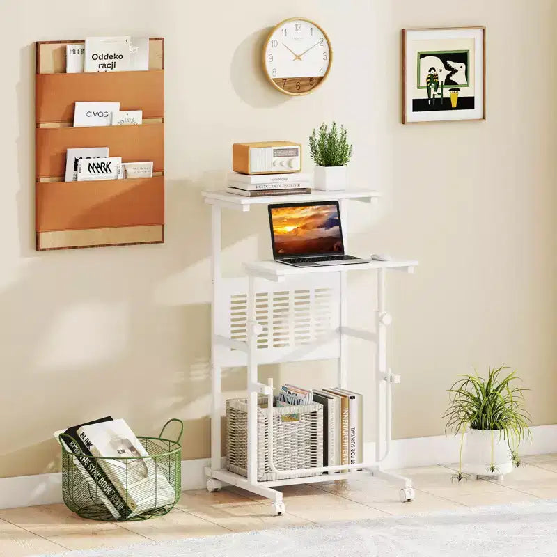 Bureau assis-debout réglable avec repose-pieds, panneau en maille et roulettes verrouillables, pour bureau à domicile