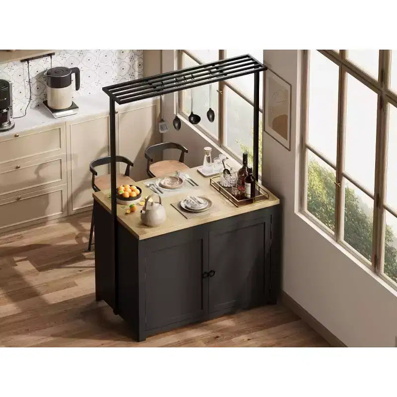 41 Kücheninsel mit Stauraum, 1.2 Arbeitsplatte, strapazierfähiger, multifunktionaler Küchenwagen mit 2 Ablagen, 5 Haken und Metall-Couchtisch für die Kaffeebar