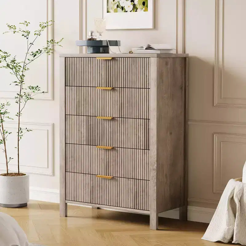 Cómoda de 5 cajones para dormitorio, mesita de noche alta y estrecha de 44 pulgadas con diseño acanalado, cómoda de madera, gabinete de almacenamiento y organizador para sala de estar y recibidor