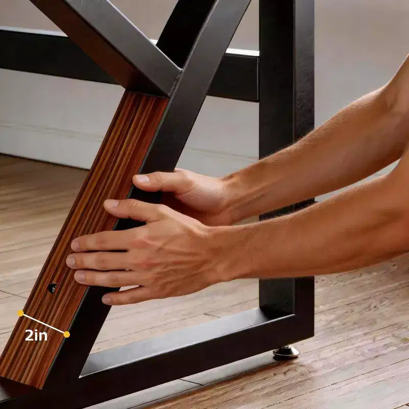 Moderner extra langer Holzschreibtisch mit K-förmigen Beinen aus Kohlenstoffstahl